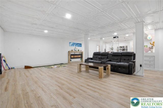 4321 Lotus Lane, Upper Saucon Twp, PA 18036