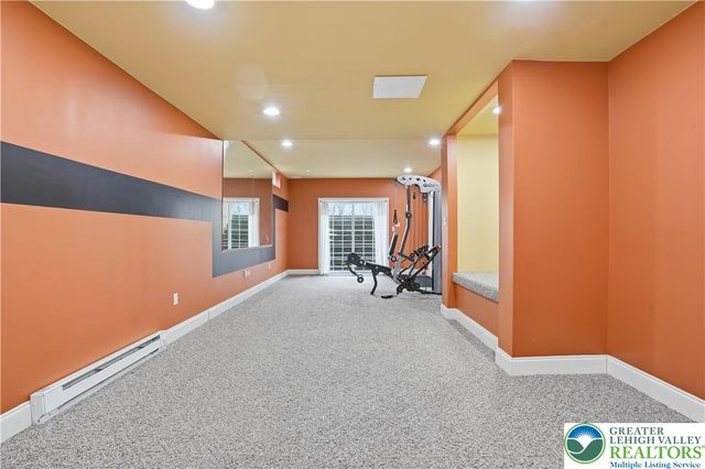 4321 Lotus Lane, Upper Saucon Twp, PA 18036