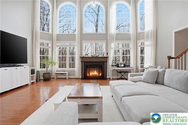 4321 Lotus Lane, Upper Saucon Twp, PA 18036