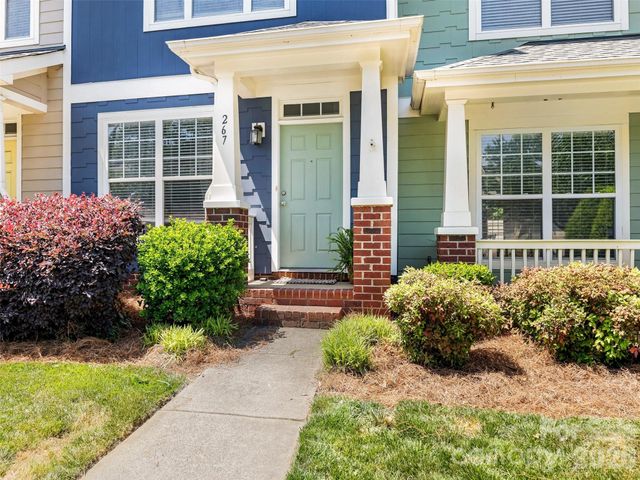 267 Hurston Circle, Charlotte, NC 28208