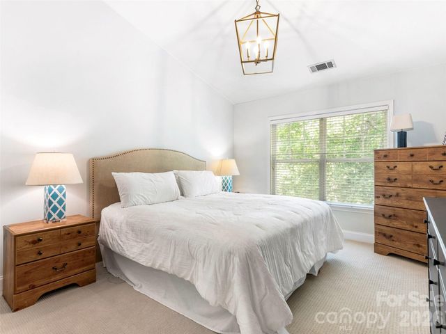267 Hurston Circle, Charlotte, NC 28208
