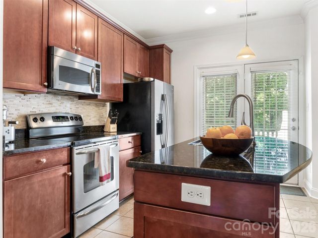 267 Hurston Circle, Charlotte, NC 28208