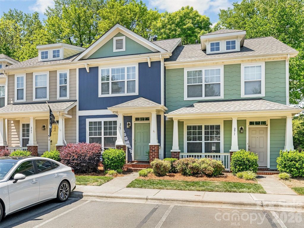 267 Hurston Circle, Charlotte, NC 28208