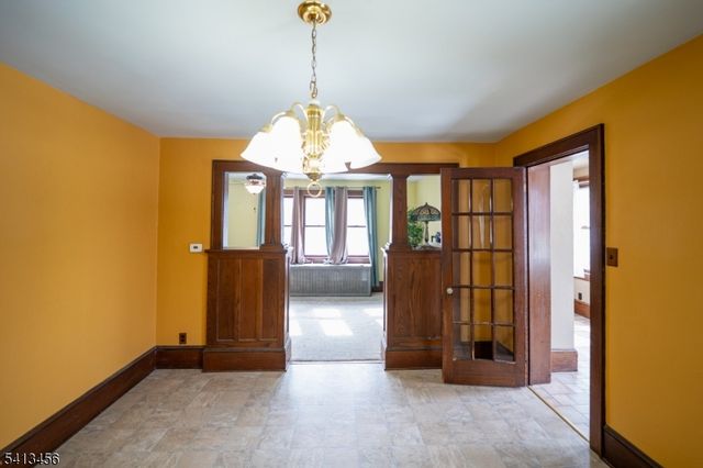 523 Corliss Ave, Phillipsburg Town, NJ 08865