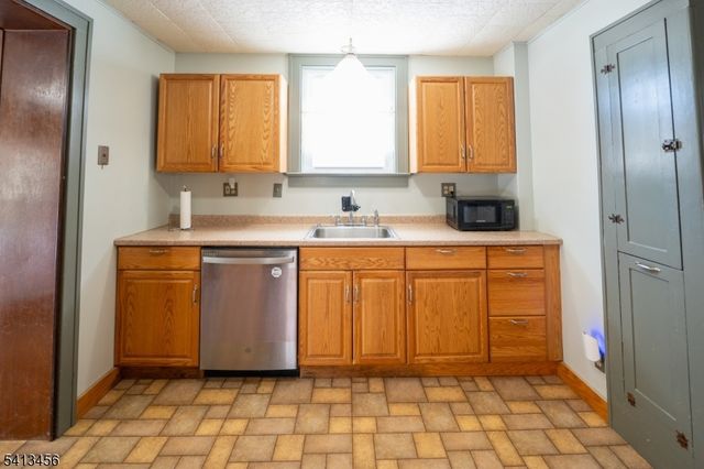 523 Corliss Ave, Phillipsburg Town, NJ 08865