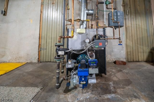 523 Corliss Ave, Phillipsburg Town, NJ 08865