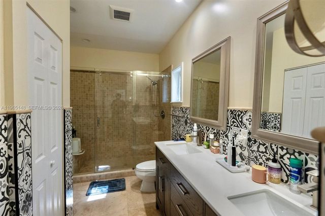 906 Genoa St, Coral Gables, FL 33134