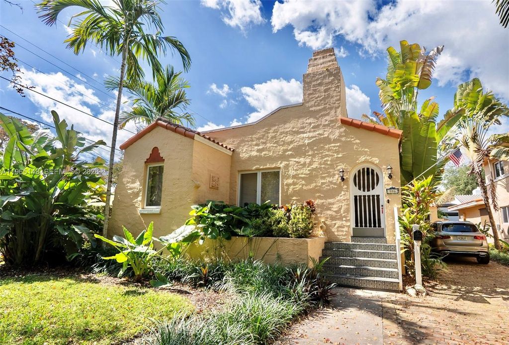 906 Genoa St, Coral Gables, FL 33134