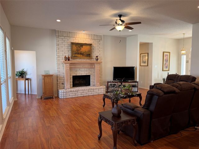 1000 Midnight Pass, Rockwall, TX 75087