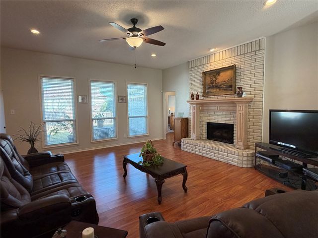 1000 Midnight Pass, Rockwall, TX 75087