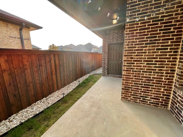 4308 Indigo Lark Lane, Arlington, TX 76005