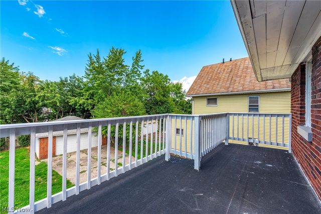 10402 Almira Avenue, Cleveland, OH 44111