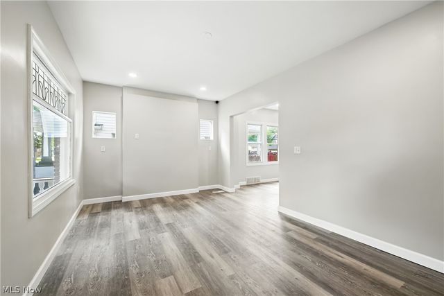 10402 Almira Avenue, Cleveland, OH 44111