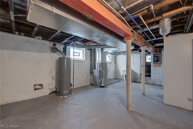 10402 Almira Avenue, Cleveland, OH 44111