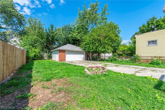 10402 Almira Avenue, Cleveland, OH 44111