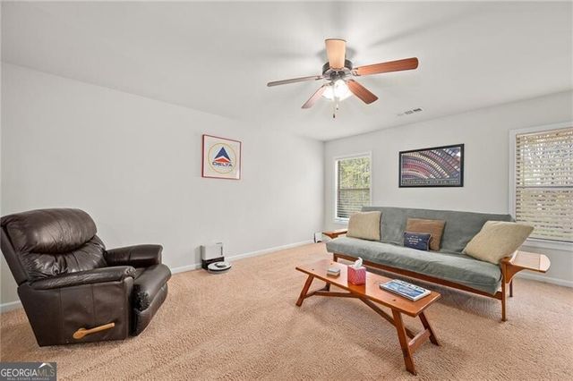 142 Manor Lane, Woodstock, GA 30188