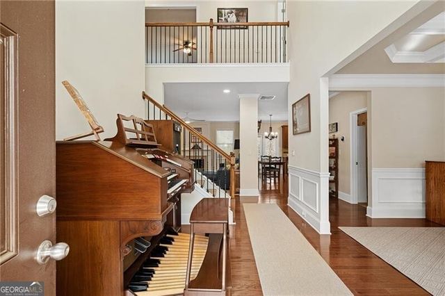 142 Manor Lane, Woodstock, GA 30188