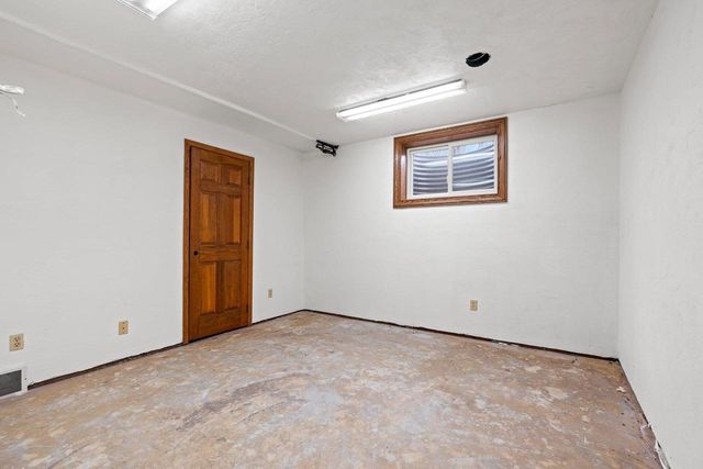 2911 RIDGEWAY DRIVE, Neenah, WI 54956