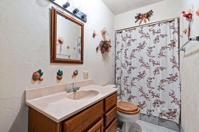 2911 RIDGEWAY DRIVE, Neenah, WI 54956