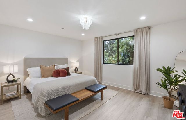 1314 W Cannon Drive, Los Angeles, CA 90026