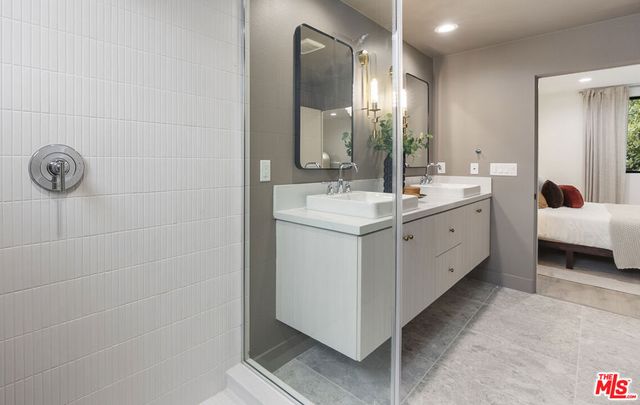 1314 W Cannon Drive, Los Angeles, CA 90026