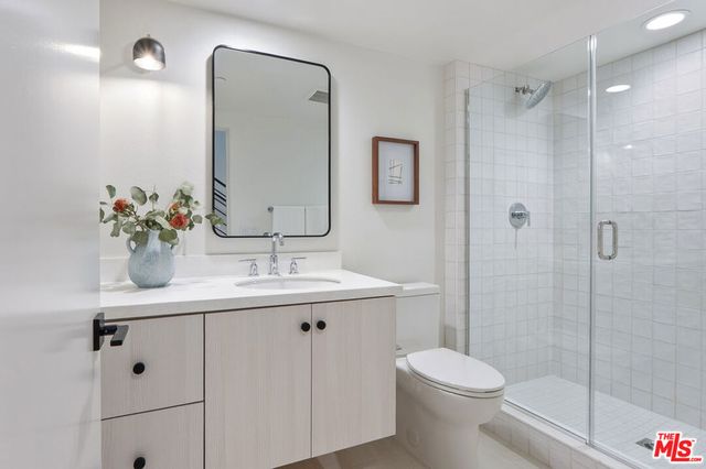 1314 W Cannon Drive, Los Angeles, CA 90026