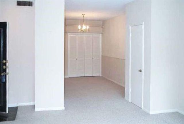 2100 Tanglewilde 344, Houston, TX 77063