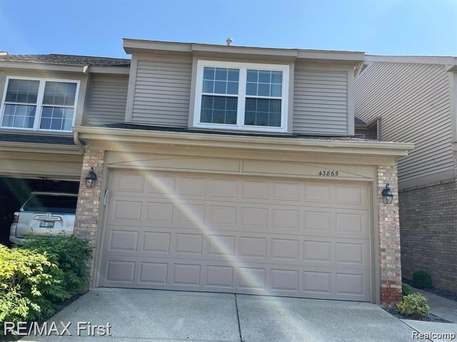 43865 Stoney Lane, Sterling Heights, MI 48313