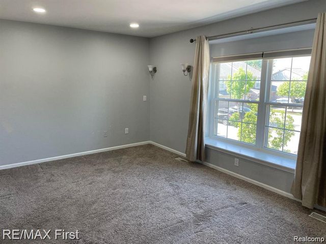 43865 Stoney Lane, Sterling Heights, MI 48313