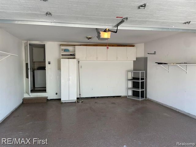 43865 Stoney Lane, Sterling Heights, MI 48313