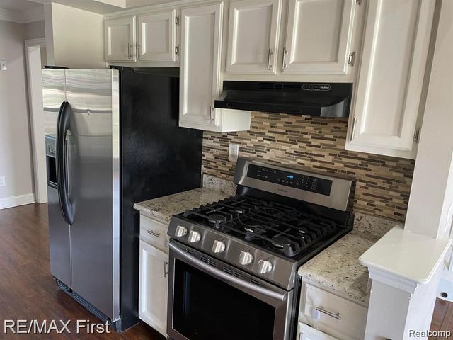 43865 Stoney Lane, Sterling Heights, MI 48313