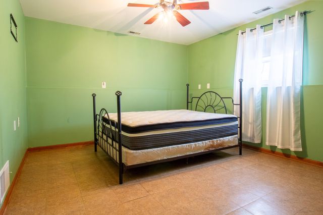 795 W 350 N, Hobart, IN 46342