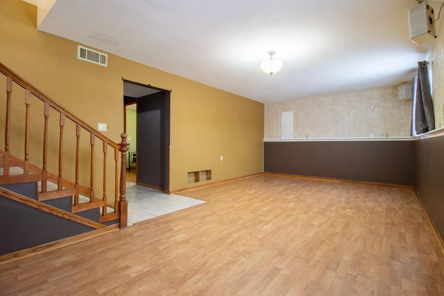 795 W 350 N, Hobart, IN 46342