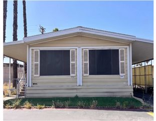 1097 N State Street 524, Hemet, CA 92543