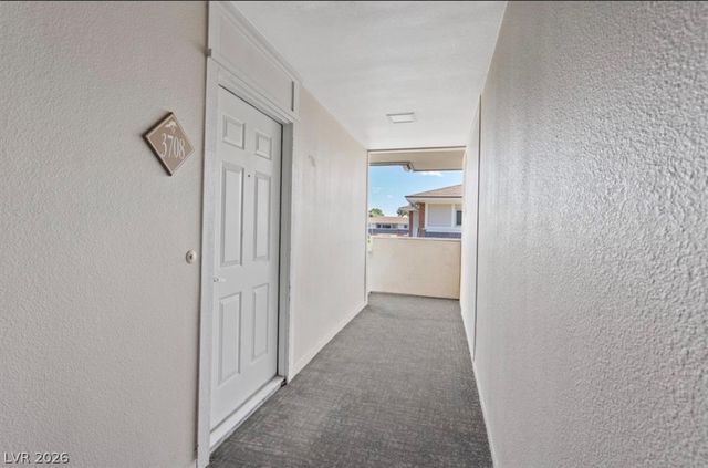 669 Oakmont Avenue 3708, Las Vegas, NV 89109