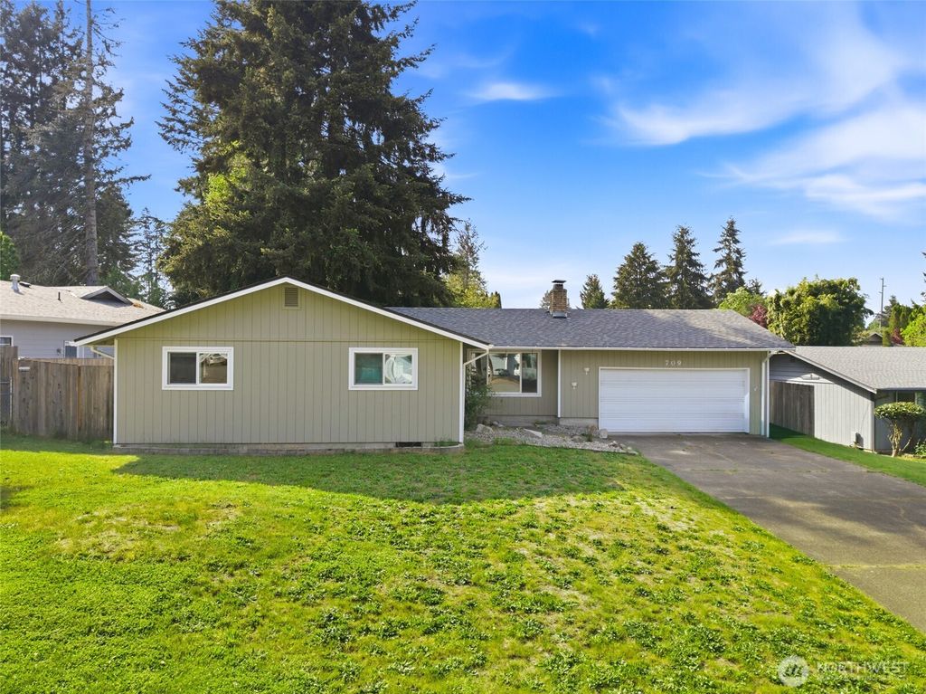 709 Enterprise Drive NE, Lacey, WA 98516