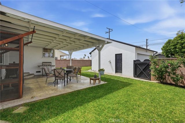11603 Haas Avenue, Hawthorne, CA 90250
