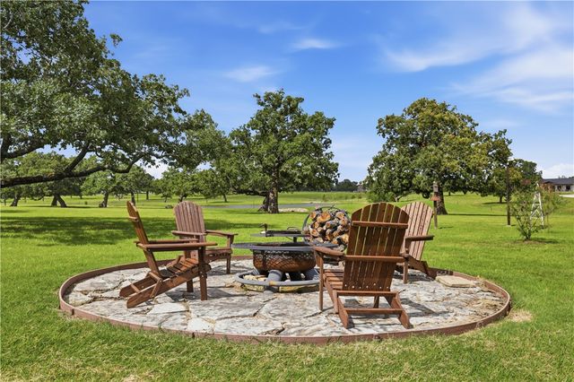 14498 County Road 274, Somerville, TX 77879