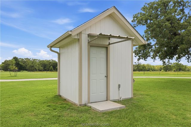 14498 County Road 274, Somerville, TX 77879