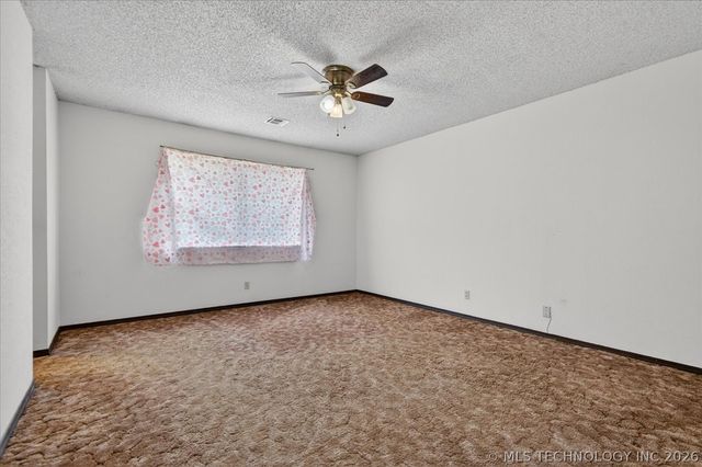 520 Carol Road, Bartlesville, OK 74003