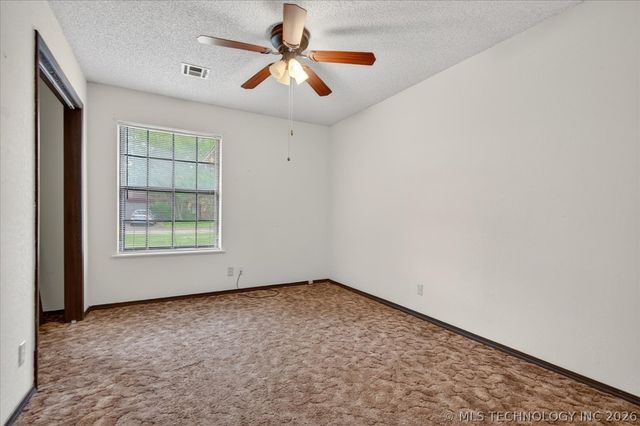 520 Carol Road, Bartlesville, OK 74003