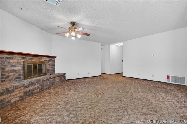 520 Carol Road, Bartlesville, OK 74003