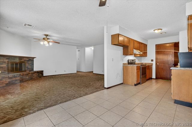 520 Carol Road, Bartlesville, OK 74003
