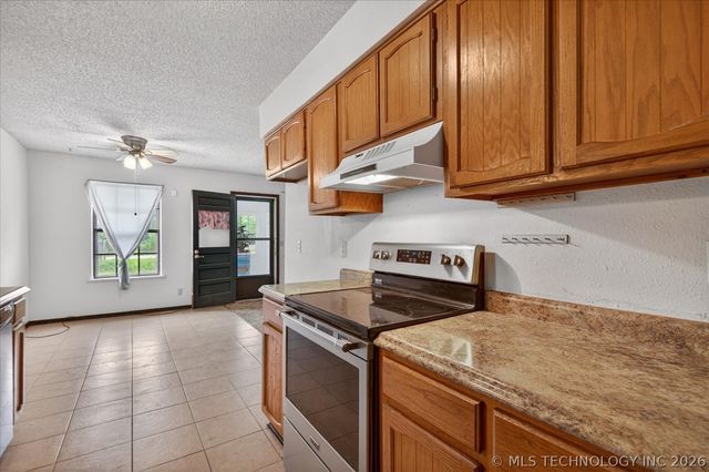 520 Carol Road, Bartlesville, OK 74003