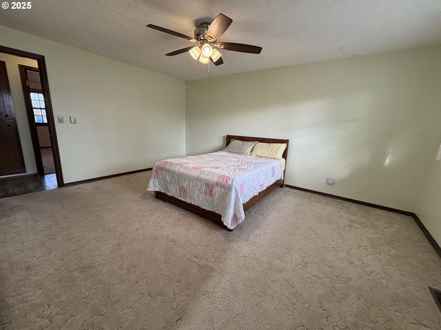 4546 46TH Ave Ne, Salem, OR 97305