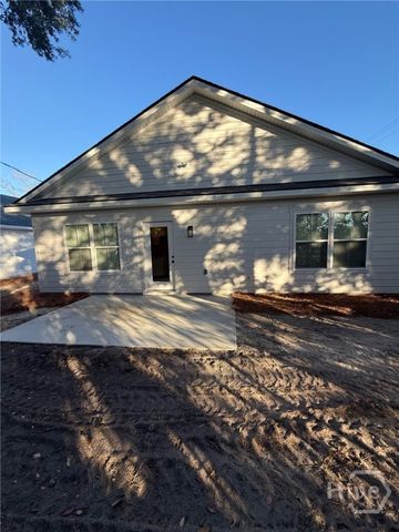 7 Helmken Street, Savannah, GA 31404