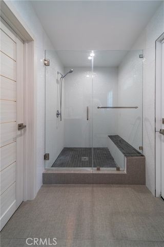 902 E WALNUT Avenue, Burbank, CA 91501