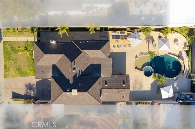 902 E WALNUT Avenue, Burbank, CA 91501