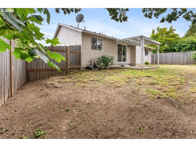 17527 Sw MCKNIGHT Ln, Beaverton, OR 97006