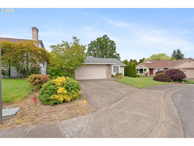 17527 Sw MCKNIGHT Ln, Beaverton, OR 97006